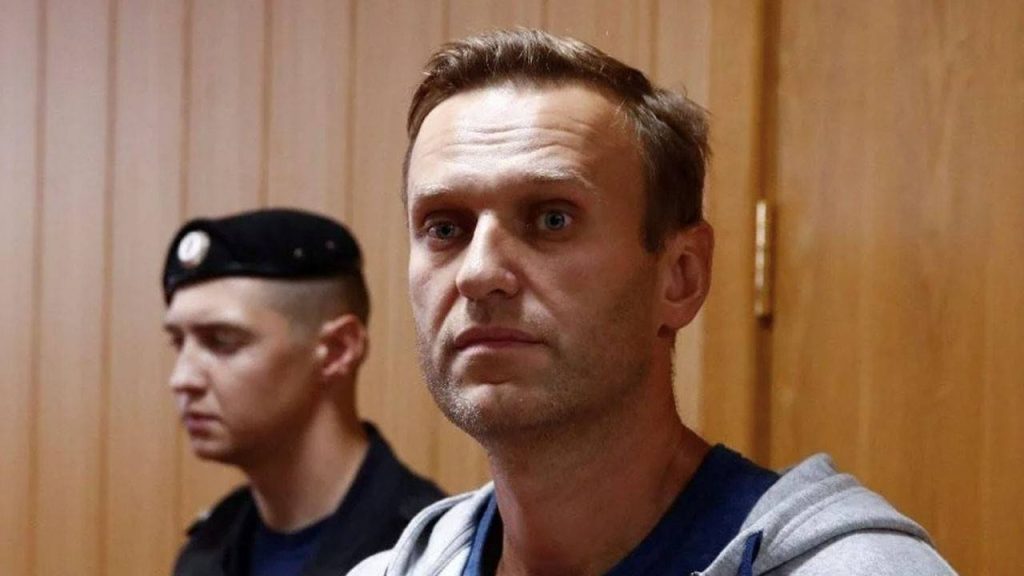 Navalni'nin ekibi: Naaş, izlerin yok edilmesi için verilmiyor