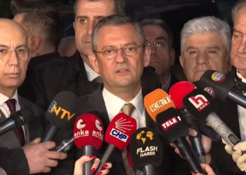 Özgür Özel: Meral Akşener ya ciddi şekilde yanıltıldı ya da bizimle kavga etmek istiyor