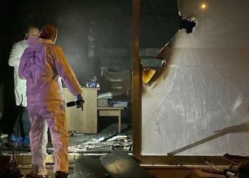 Özel ve Zeybek'ten kınama mesajları: Kırklareli Belediyesi'ne ait binada kundaklama girişimi