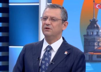 Özgür Özel, 'Lütfü Savaş'la devam' kararını nasıl verdiklerini anlattı