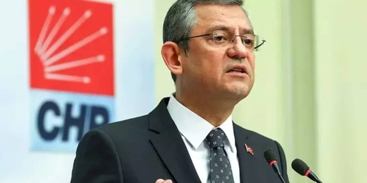 Özgür Özel'den teğmenlerin ihracına tepki: Kararı kabul etmemiz mümkün değil