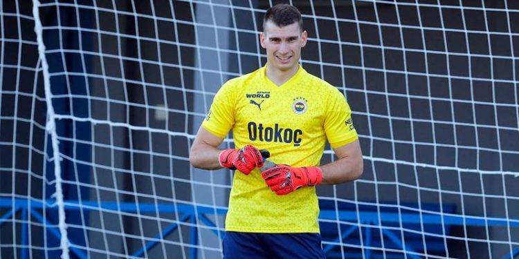 Performansı beklentinin altında kalan Livakovic, İsmail Kartal'a söz verdi!