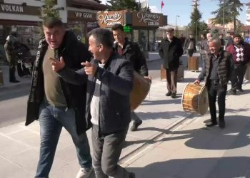 Ramazan davulu kaldırıldı, davulcular tepki gösterdi