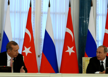 Rus oligark: Türk bankaları bir anda ödemeleri kapattı | Ankara - Moskova arasındaki banka krizinde "yeşil liste" çözümü