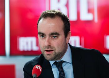 Savunma Bakanı açıkladı: Rusya, Karadeniz’de Fransız uçaklarını düşürmekle tehdit etmiş