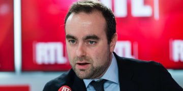 Savunma Bakanı açıkladı: Rusya, Karadeniz’de Fransız uçaklarını düşürmekle tehdit etmiş