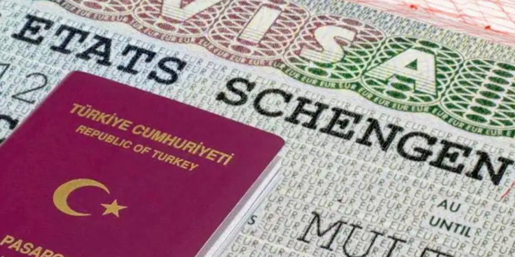 Schengen vize ücretlerine zam yolda