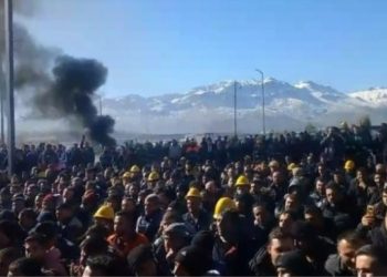 Seydişehir Eti Alüminyum işçileri, Cengiz Holding'ten hakkını istiyor