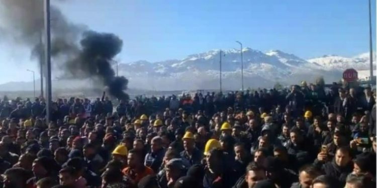 Seydişehir Eti Alüminyum işçileri, Cengiz Holding'ten hakkını istiyor