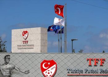 Süper Lig'de en çok para cezası Fenerbahçe'ye verildi