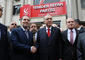 Yeniden Refah - AKP görüşmelerinin perde arkası: 'Bakın, nasıl yalanlar söyleniyor'