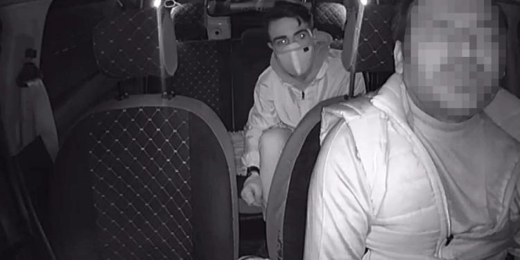 Yolcunun silahlı saldırısında yaralanan taksici, hayatını kaybetti