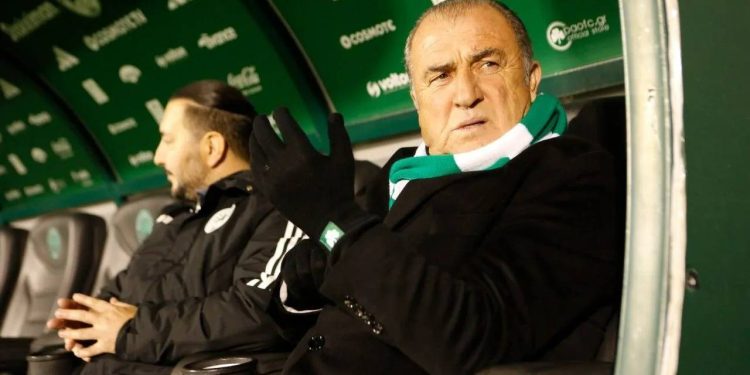Yunanistan, Fatih Terim'i sevmedi; Takımı yenilince eleştirilerin hedefi oldu