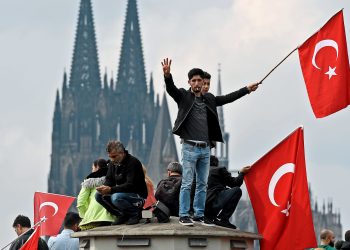 Türklerin Almanya’ya iltica başvurularındaki artış için soru önergesi