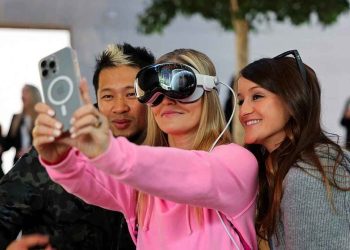 Apple Vision Pro alanlar iade ediyor: Rahatsızlık, baş ağrısı…