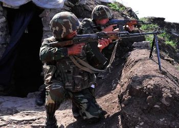 Azerbaycan-Ermenistan sınırında sıcak gelişme: Ermenistan, 2 askerinin öldüğünü duyurdu