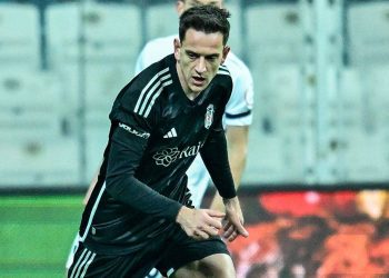 Beşiktaş’ta Amir Hadziahmetovic’in lisansı çıkartılmadı