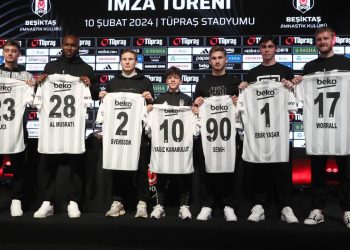 Beşiktaş’tan 7 futbolcuyla imza şov!