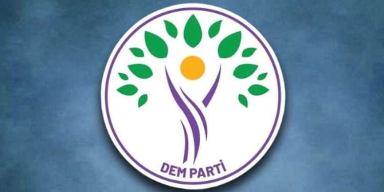 DEM Parti, CHP’yle ittifak için İzmit adayını çektiği iddiasını yalanladı