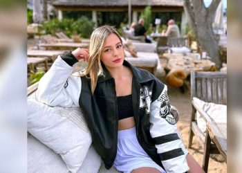 Şüpheli kadın ölümü: Sehpaya rujla yazı yazılmış