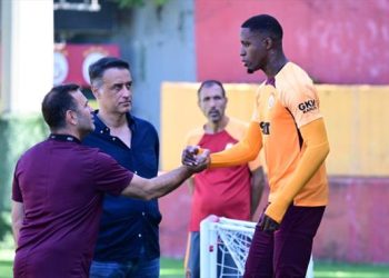 Galatasaray’da Okan Buruk’tan Zaha planı