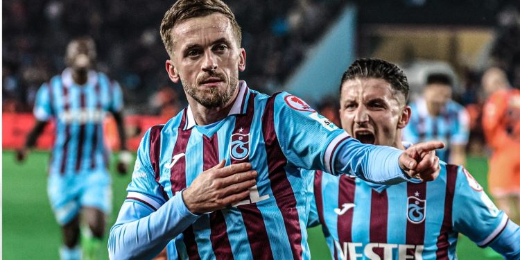 Başakşehir engelini geçen Trabzonspor yarı finalde