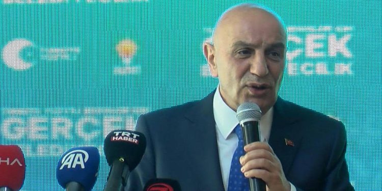 Turgut Altınok’tan ‘ihale’ çıkışı: “Bizde adrese teslim ihale yok”