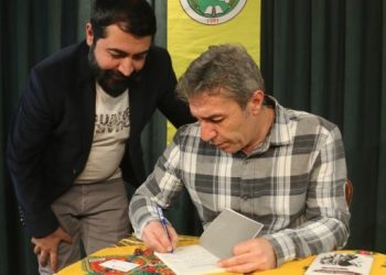 ‘Duşema Rengin’ kitabının yazarı Sîdar Jir okurlarıyla buluştu