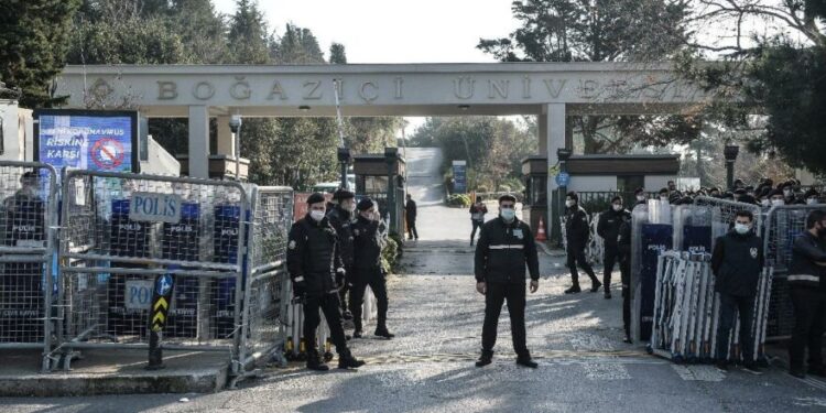 Türkiye akademik özgürlüklerde son sıralara düştü: Kuzey Kore ile aynı grupta