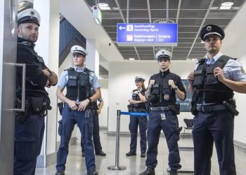 8 milyon euroluk hırsızlık: Türkiye’den dönüp teslim oldu