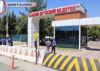 Kayyım talanı sürüyor: Taşınmazlar yetmedi, paraşüt ekipmanlarını dahi devretti