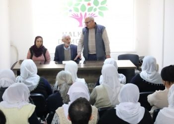DEM Partili aday Adana’da ‘CHP ile ittifak’ iddiasını yalanladı