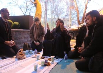 Emine Şenyaşar’ın iftar sofrasına ÖHD’den ziyaret