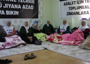 ‘Özgürlük’ talepli nöbetler sürüyor