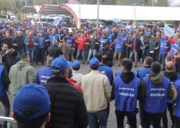 TPAO çalışanları insanca geçim için yürüdü