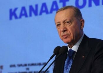Erdoğan’dan Kuzey ve Doğu Suriye’ye saldırıların süreceği sinyali