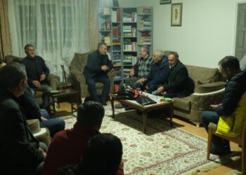 DEM Parti’den 30 yıl sonra tahliye olan Şek’e ziyaret