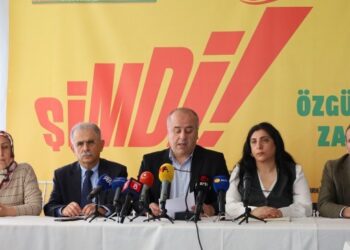İstanbul’da Newroz deklarasyonu: Özgürlük ve zafer için ayağa kalkalım