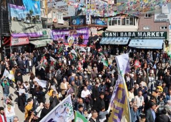 Dilovası’nda halk buluşması: DEM Parti kirli zihniyetinize son verecek