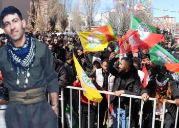 Gözaltına alınan gençlerin yöresel kıyafetlerine el konuldu
