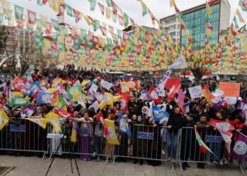 Bakırhan Araplara seslendi: Kültürünüzü yaşatacak DEM Parti’ye oy verin