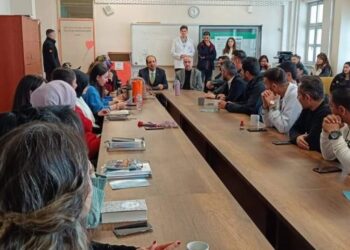 Eğitim Sen’den AKP’li adayların okullarda propaganda yapmasına tepki