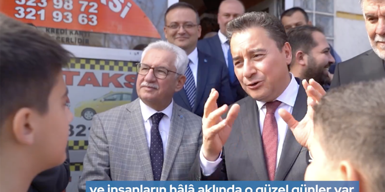 9-10 yaşındaki öğrenci sordu, Babacan cevapladı: Millet neden hala AK Parti’ye oy veriyor?
