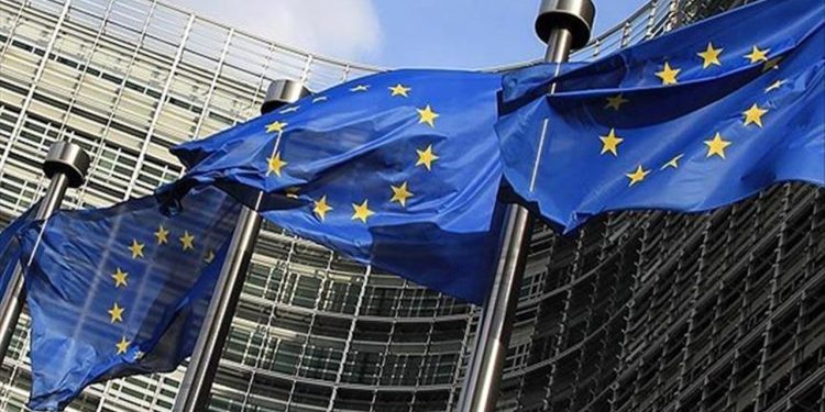 AB'den DEAŞ ve El Kaide'ye yeni yaptırım