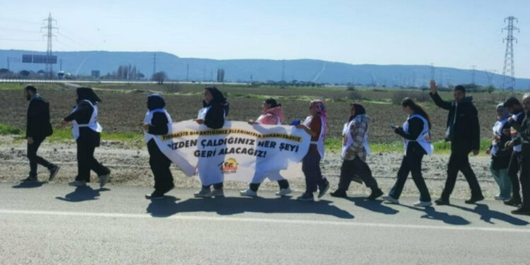 Agrobay işçileri, İzmir'den Ankara'ya yürüyor
