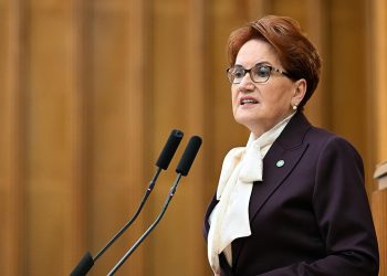 Akşener CHP'yi ve CHP'nin adaylarını hedef aldı