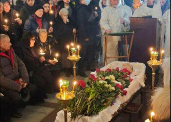 Aleksey Navalni’nin cenaze töreni: Moskova’da yoğun güvenlik önlemlerine rağmen yüzlerce kişinin katılımıyla yapılıyor