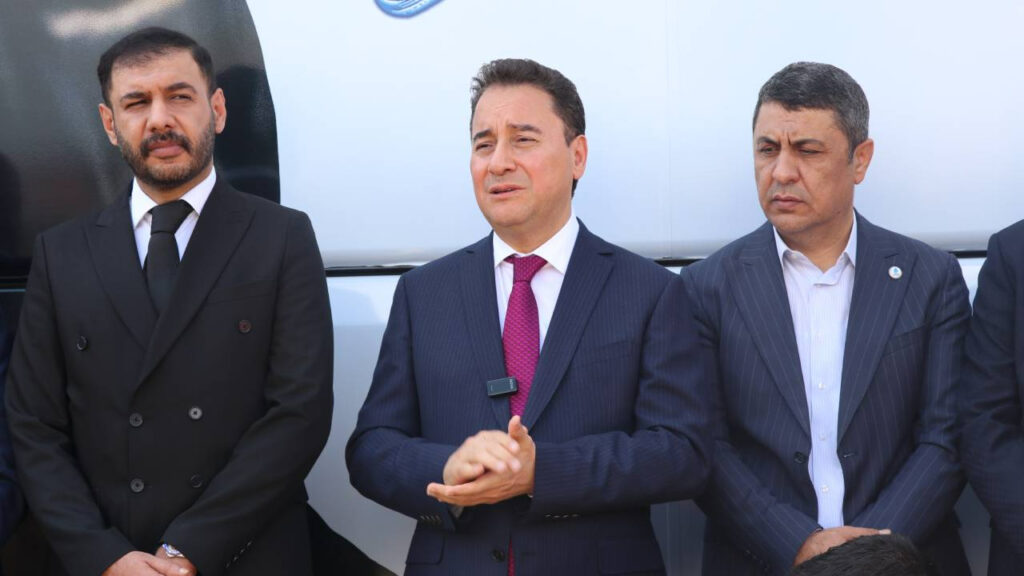 Ali Babacan'dan Mehmet Şimşek'e: Sevdiğimiz bir kardeşimiz ama...