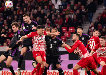 Almanya'da Bayern Münih, büyük yara aldı!