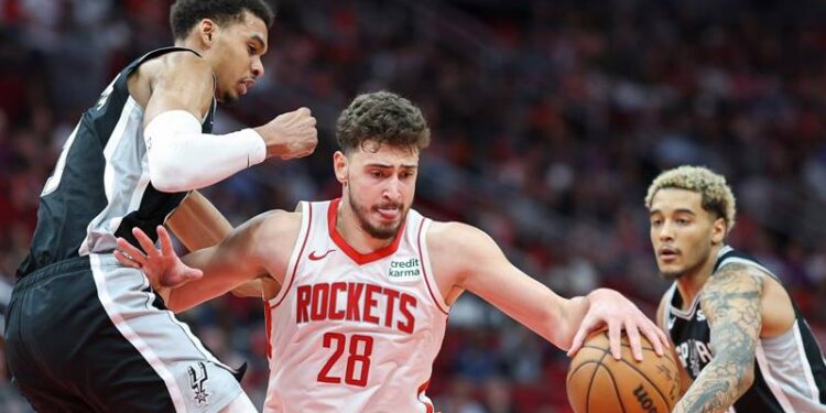 Alperen Şengün’den tarihi performans!